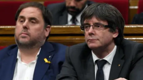 junqueras y pugdemont 300x200