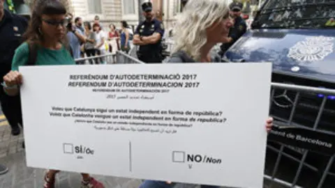 conovcatoria-referendum_300x200